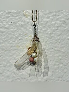 Vintage Eiffel Tower Pearl Pendant Necklace